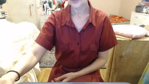 Snapshot of kiuminberry chatting on June 13, 12:47 pm KiuminBerry online show from June 13, 12:47 pm