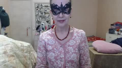 Snapshot of kiuminberry chatting on June 20, 9:56 am KiuminBerry online show from June 20, 9:56 am