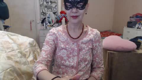 Snapshot of kiuminberry chatting on July 1, 9:22 am KiuminBerry online show from July 1, 9:22 am