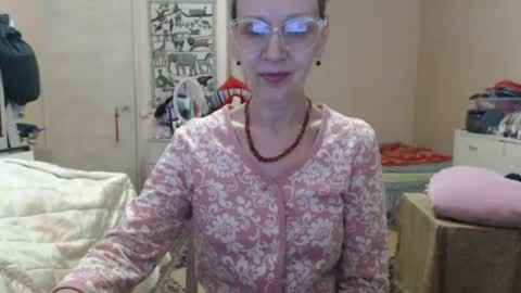Snapshot of kiuminberry chatting on July 5, 10:11 am KiuminBerry online show from July 5, 10:11 am