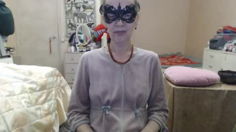 Snapshot of kiuminberry chatting on July 12, 3:03 pm KiuminBerry online show from July 12, 3:03 pm