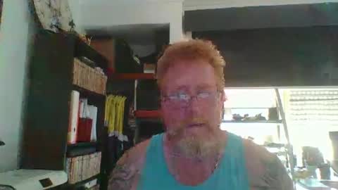 Snapshot of kiwi_boss61 chatting on January 9, 8:03 am kiwi_boss61 online show from January 9, 8:03 am