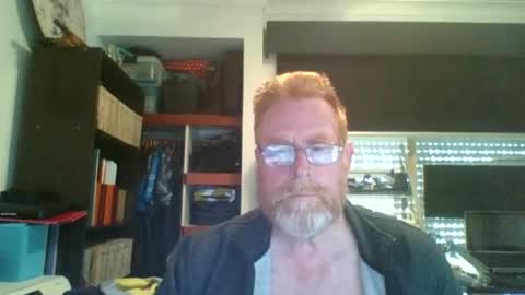 Snapshot of kiwi_boss61 chatting on July 13, 3:09 am kiwi_boss61 online show from July 13, 3:09 am