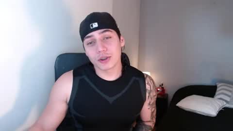 Snapshot of kiyo__ chatting on April 10, 10:03 pm kiyo__ online show from April 10, 10:03 pm