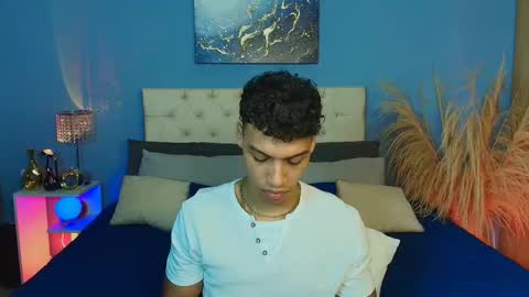 klaton__ online show from November 8, 12:00 am