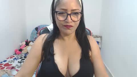 Snapshot of klauss_123 chatting on April 22, 5:32 am klauss 123 online show from April 22, 5:32 am