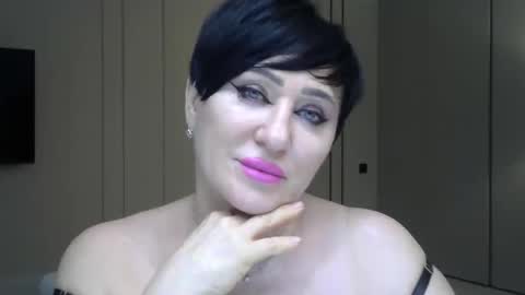 Snapshot of kleo901854860422 chatting on May 6, 11:32 pm kleo901854860422 online show from May 6, 11:32 pm