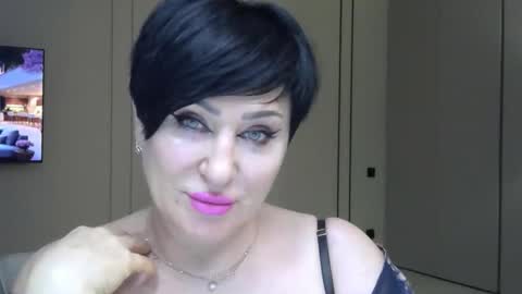 Snapshot of kleo901854860422 chatting on May 12, 7:00 pm kleo901854860422 online show from May 12, 7:00 pm