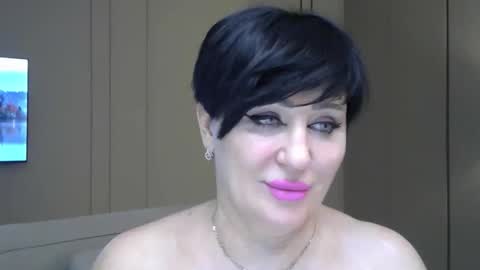 Snapshot of kleo901854860422 chatting on May 17, 11:45 pm kleo901854860422 online show from May 17, 11:45 pm