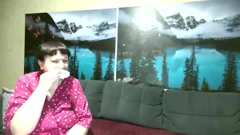 Snapshot of kleosnow chatting on May 21, 8:21 am Kleosnow online show from May 21, 8:21 am