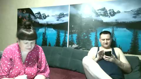 Snapshot of kleosnow chatting on May 22, 8:32 am Kleosnow online show from May 22, 8:32 am