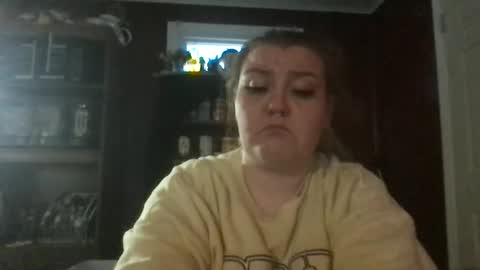 Snapshot of kmarie1196 chatting on February 10, 11:09 pm kmarie1196 online show from February 10, 11:09 pm