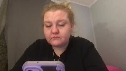 Snapshot of kmarie1196 chatting on March 16, 1:00 am kmarie1196 online show from March 16, 1:00 am