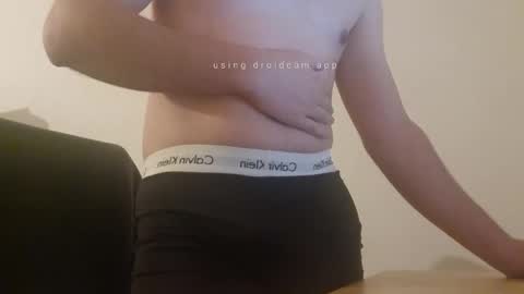 Snapshot of kmk000 chatting on February 12, 2:45 am german horny 22 legal online show from February 12, 2:45 am