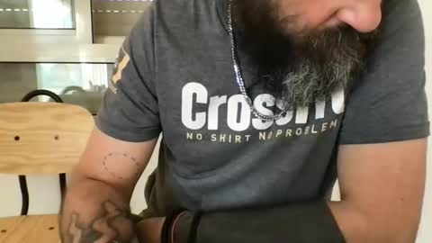 Snapshot of knicker76 chatting on March 11, 9:13 am knicker76 online show from March 11, 9:13 am