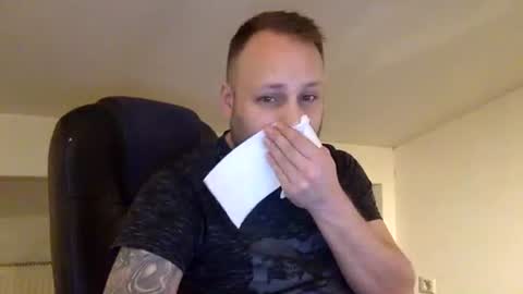 hugo online show from February 9, 6:23 pm