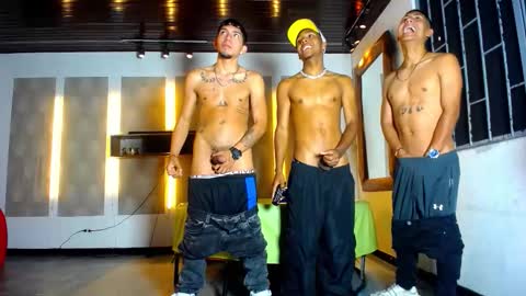 Snapshot of kobayaske chatting on February 23, 2:47 pm kobayaske online show from February 23, 2:47 pm