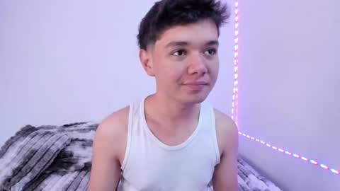 Snapshot of kody_sexy chatting on December 21, 12:45 pm kody_sexy online show from December 21, 12:45 pm