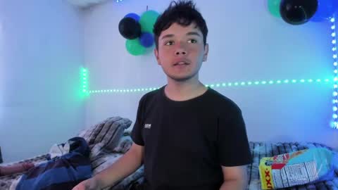Snapshot of kody_sexy chatting on May 9, 9:20 pm kody_sexy online show from May 9, 9:20 pm