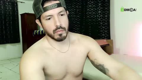 Snapshot of kolombianox chatting on May 1, 7:24 am kolombianox online show from May 1, 7:24 am