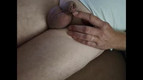 Snapshot of kombadx chatting on October 8, 6:22 am RENT ME i am your Slave online show from October 8, 6:22 am