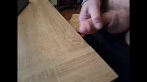 Snapshot of kombadx chatting on November 20, 7:19 am RENT ME i am your Slave online show from November 20, 7:19 am