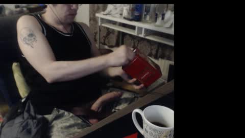 Kompura online show from December 5, 8:05 pm