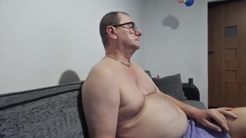 Snapshot of komputer123456789 chatting on December 16, 11:50 pm Bogdan online show from December 16, 11:50 pm