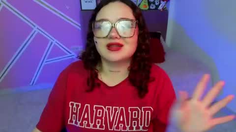 Snapshot of koning_moretti chatting on June 25, 5:45 am camila online show from June 25, 5:45 am