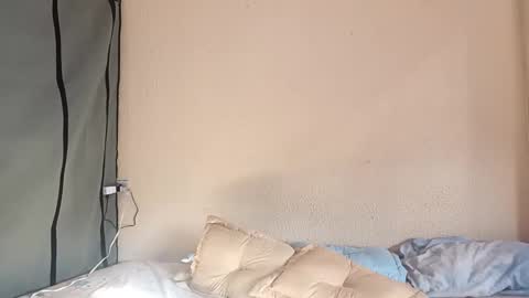 Konny and Laila online show from April 22, 1:12 pm