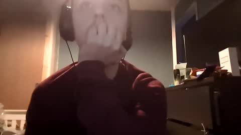 Snapshot of kookieskush chatting on January 6, 3:08 pm Kookies online show from January 6, 3:08 pm