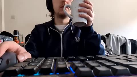 Snapshot of kookieskush chatting on March 3, 1:06 pm Kookies online show from March 3, 1:06 pm