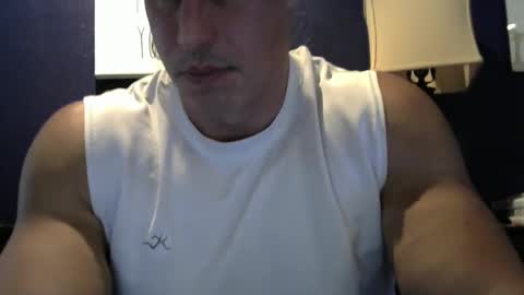 Snapshot of koolchillfun chatting on December 29, 5:44 pm koolchillfun online show from December 29, 5:44 pm