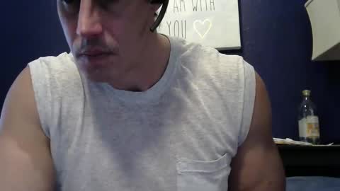 Snapshot of koolchillfun chatting on January 19, 8:09 pm koolchillfun online show from January 19, 8:09 pm