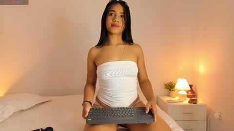 Snapshot of kora_bliss chatting on July 18, 6:56 pm kora_bliss online show from July 18, 6:56 pm