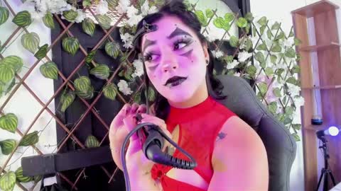 Kora Red online show from April 6, 3:35 pm