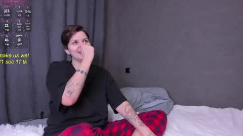 Snapshot of kortney_williams chatting on December 22, 7:10 pm Twiix online show from December 22, 7:10 pm