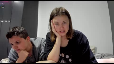 Snapshot of kortney_williams chatting on March 9, 12:00 am Twiix online show from March 9, 12:00 am