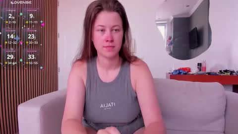 Snapshot of kortney_williams chatting on December 1, 1:49 pm Twiix online show from December 1, 1:49 pm