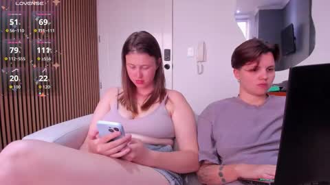 Snapshot of kortney_williams chatting on December 13, 7:53 pm Twiix online show from December 13, 7:53 pm