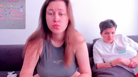 Twiix online show from June 4, 3:07 pm