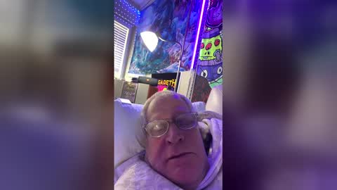 Snapshot of korysmith568 chatting on April 28, 6:57 pm korysmith568 online show from April 28, 6:57 pm