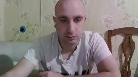Snapshot of kostua31 chatting on October 24, 4:03 pm kvg-1994 online show from October 24, 4:03 pm