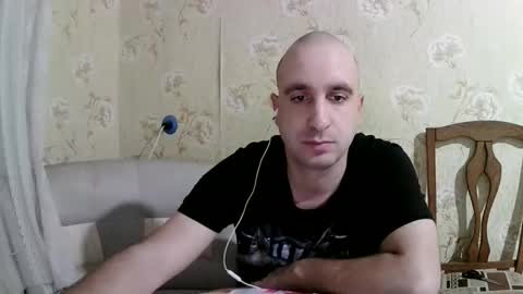 Snapshot of kostua31 chatting on November 15, 7:54 pm kvg-1994 online show from November 15, 7:54 pm
