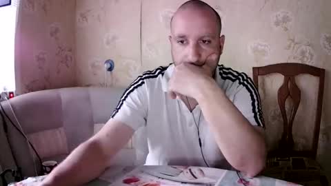 Snapshot of kostua31 chatting on May 25, 4:13 pm kvg-1994 online show from May 25, 4:13 pm