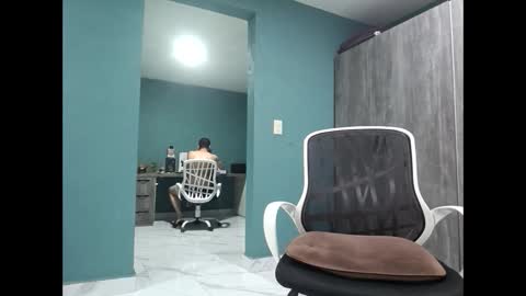 Koto Bombon online show from February 27, 5:45 am