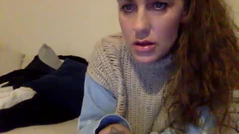 koyoteej online show from February 6, 1:16 am