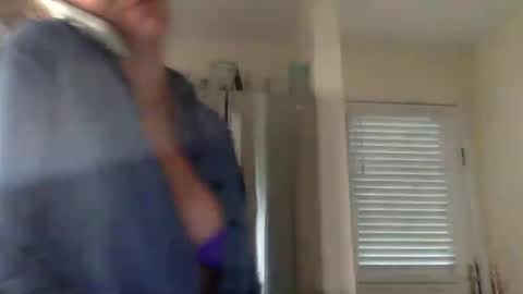 koyoteej online show from March 1, 10:42 pm