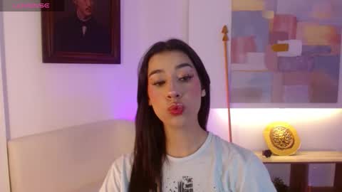 Elizabeth online show from December 22, 12:02 pm