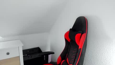 Snapshot of kozik1992 chatting on November 29, 8:39 am Bartek online show from November 29, 8:39 am